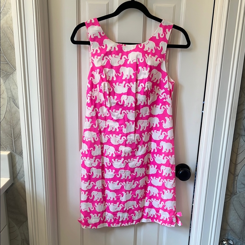 Pink Mini Sundress with Sleeveless Scoop Neck for Casual Wear